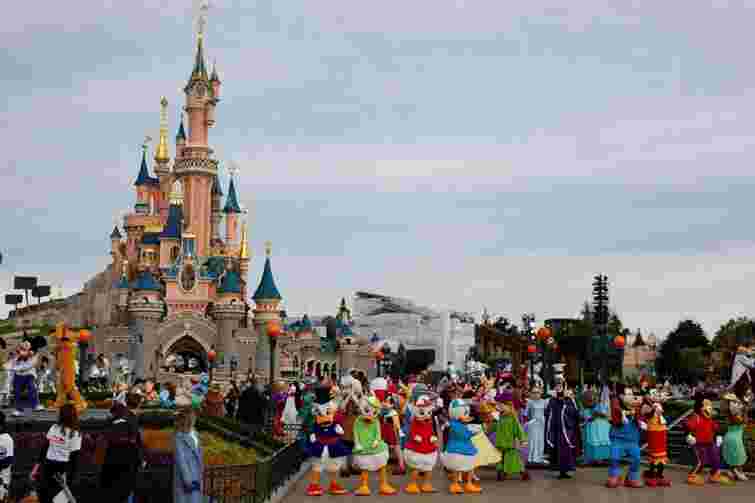 У Франції висунули звинувачення організатору фіктивного весілля з 9-річною українкою  