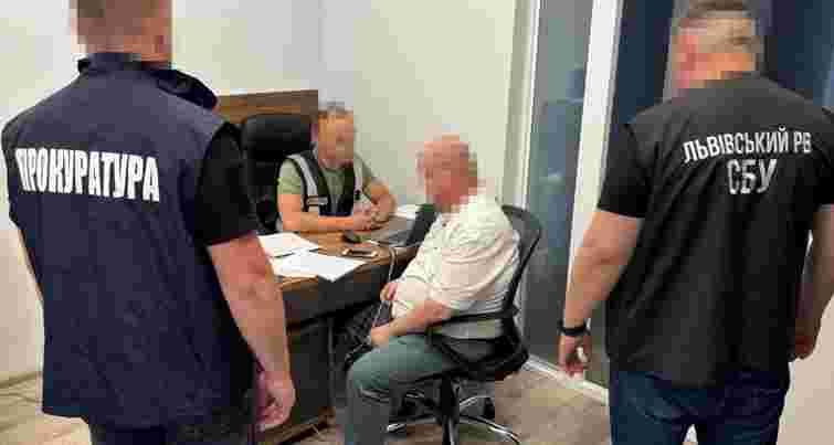 Екскерівника підрозділу Львівського ветуніверситету викрили у недбалості на 10 млн грн