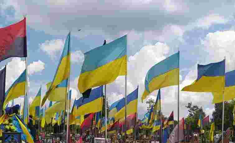 Старосту села на Тернопільщині побили через відмову поховати бійця на Алеї Слави