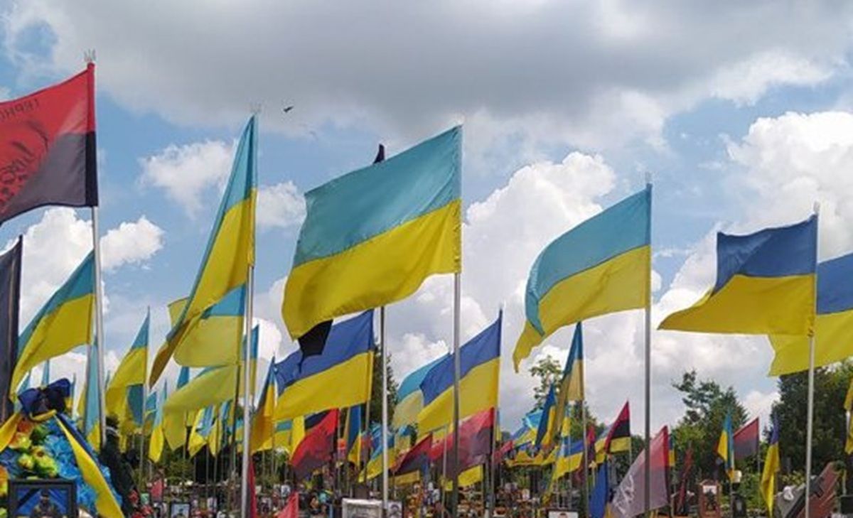 Старосту села на Тернопільщині побили через відмову поховати бійця на Алеї Слави