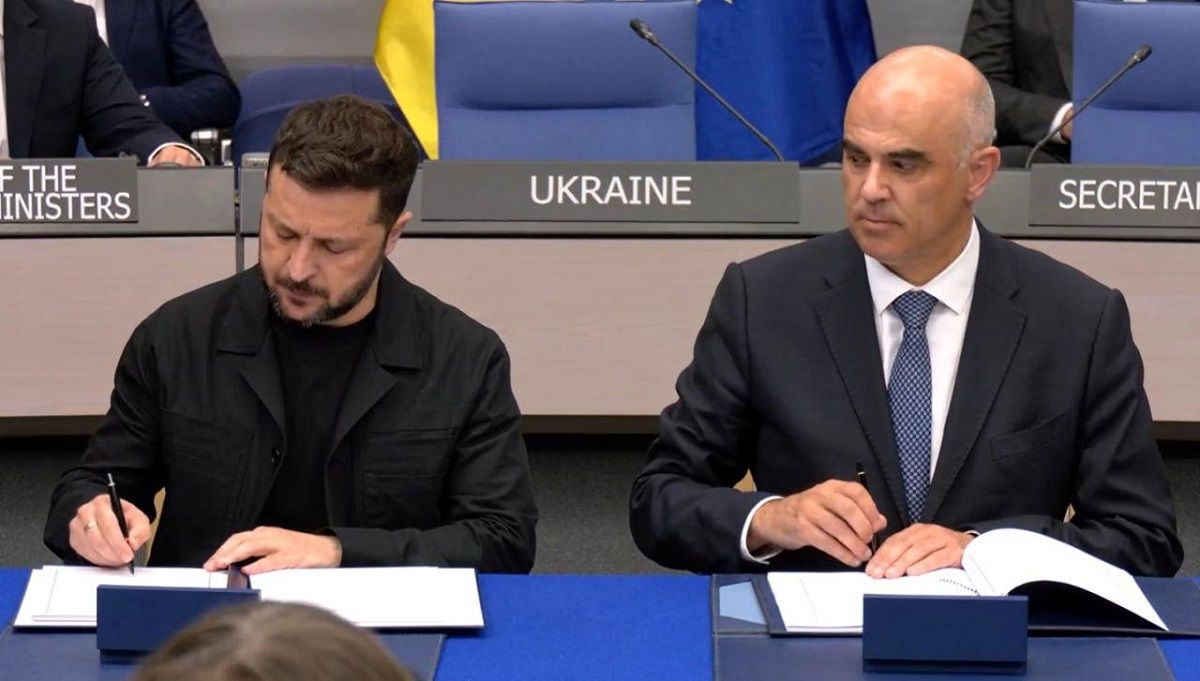 Зеленський у ПАРЄ підписав угоду про створення Спецтрибуналу для розслідування злочинів Росії