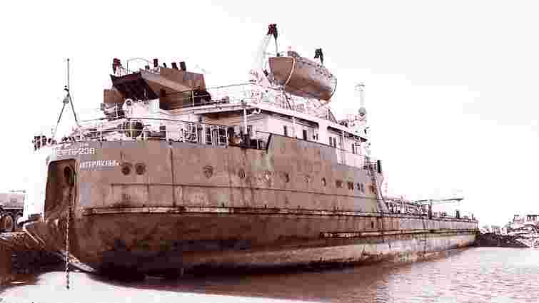 Тіньовий флот поповнює російський бюджет