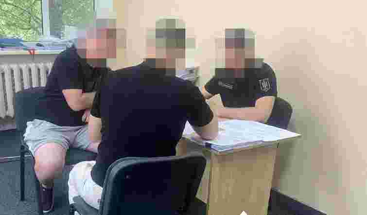 ДБР викрило комбата на виплаті незаконних «бойових» трьом підлеглим у тилу