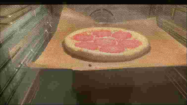 Чи треба розморожувати напівфабрикати перед приготуванням: однозначна відповідь