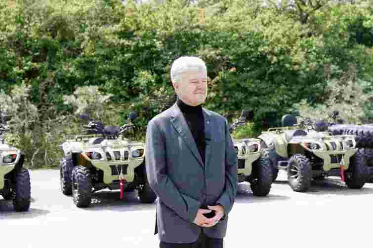 Порошенко порівняв дії Зеленського з російським авторитаризмом 