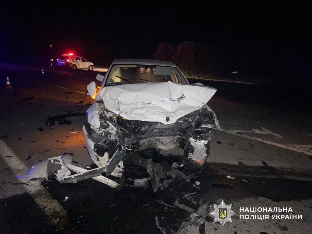 У важкій аварії біля Ужгорода постраждали семеро людей