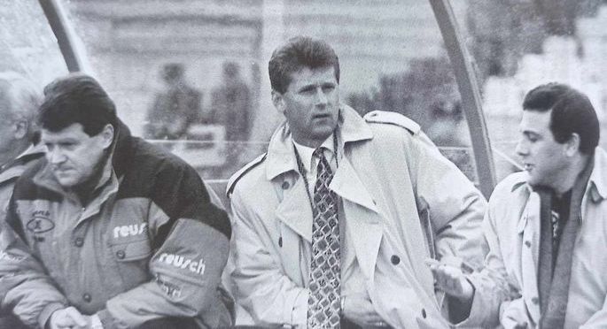 Леонід Буряк (в центрі) під час роботи в тернопільській «Ниві»