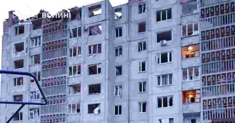 У Луцьку демонтують найбільш зруйновану ракетним ударом частину багатоповерхівки