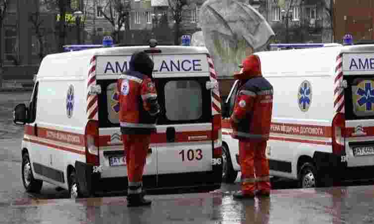 АМКУ викрив змову бізнесменів під час закупівлі форми для медиків «швидкої» на Прикарпатті