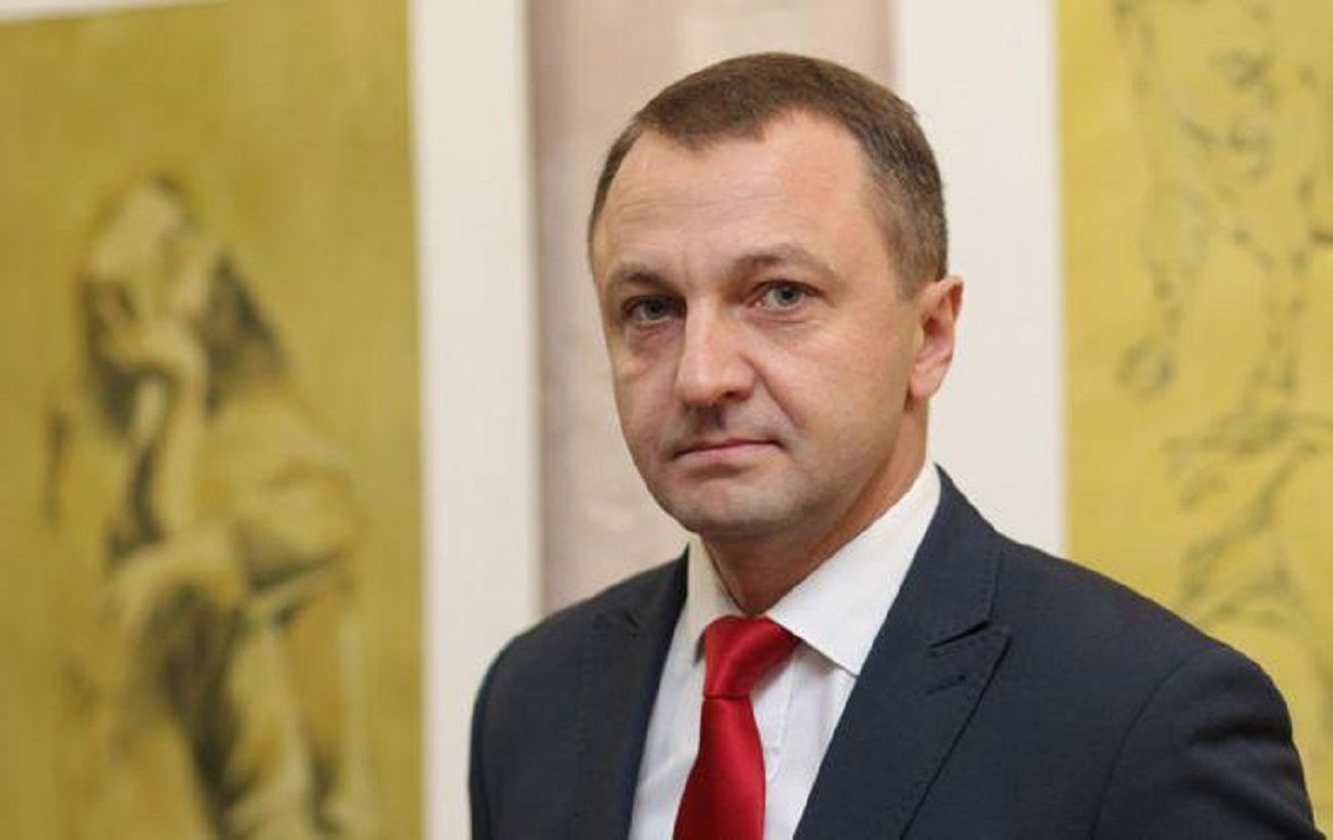 Кабмін звільнив Тараса Кременя з посади мовного омбудсмена