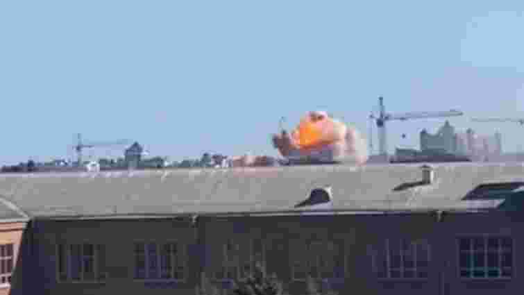 Росіяни вдарили дронами по будівлі ТЦК у Полтаві, є загиблі та поранені