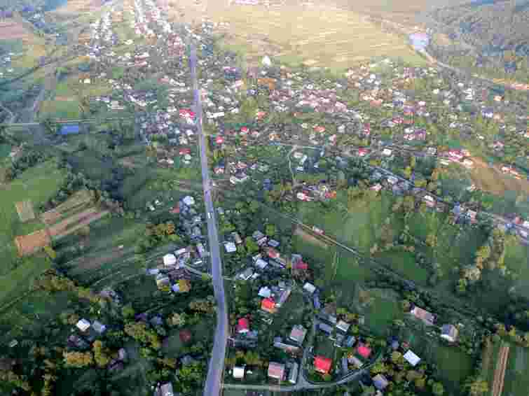 Суд зобов’язав прикарпатку повернути державі землю, на якій жили стародавні люди
