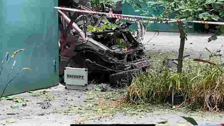 В Одесі підірвали автомобіль з чоловіком, СБУ відкрила справу про теракт