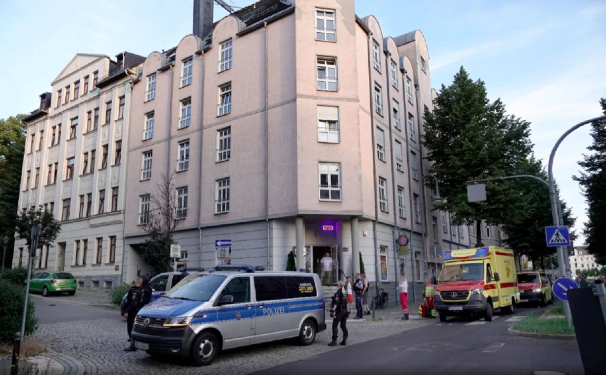 У Німеччині чоловік з вікна багатоповерхівки вистрелив у 41-річного українця