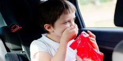 Як уникнути захитуванння дітей під час подорожей