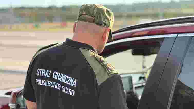 Польща відновила прикордонний контроль з двома країнами