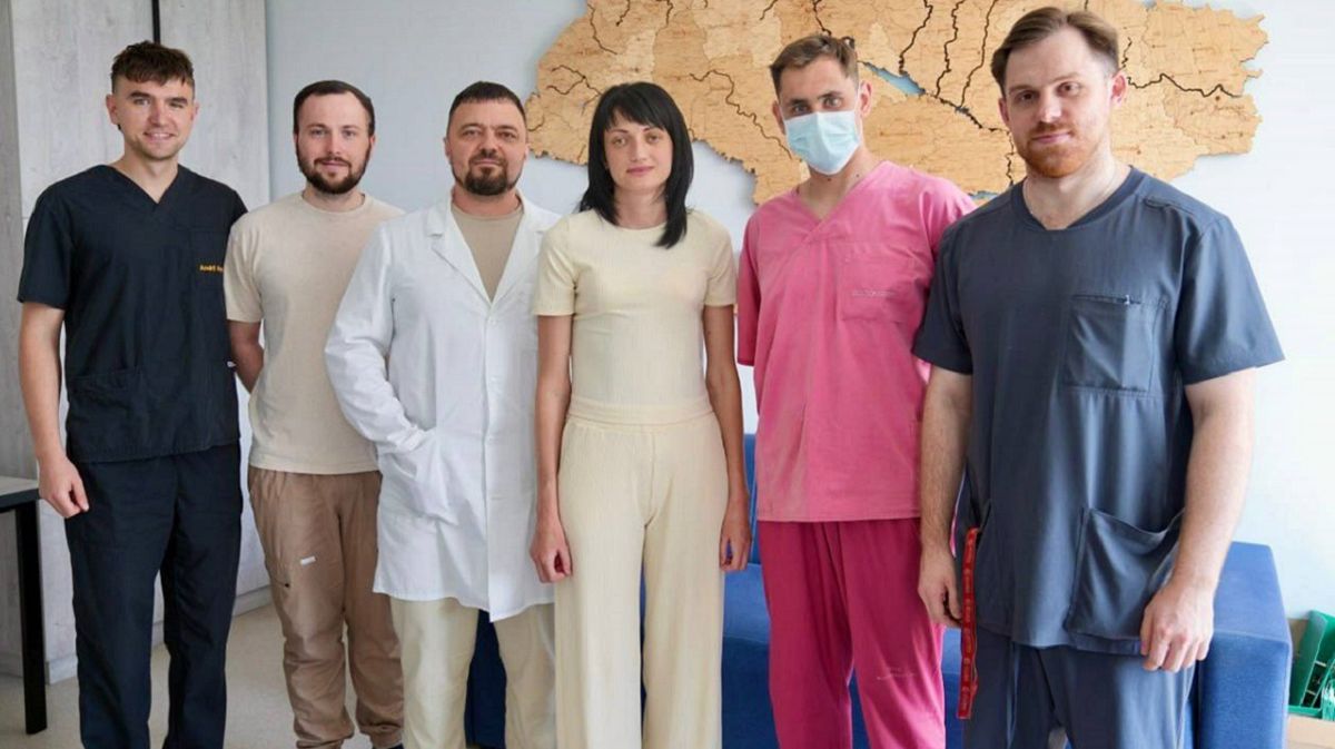 Трансплантологи Львова успішно пересадили печінку від посмертного донора 30-річній жінці