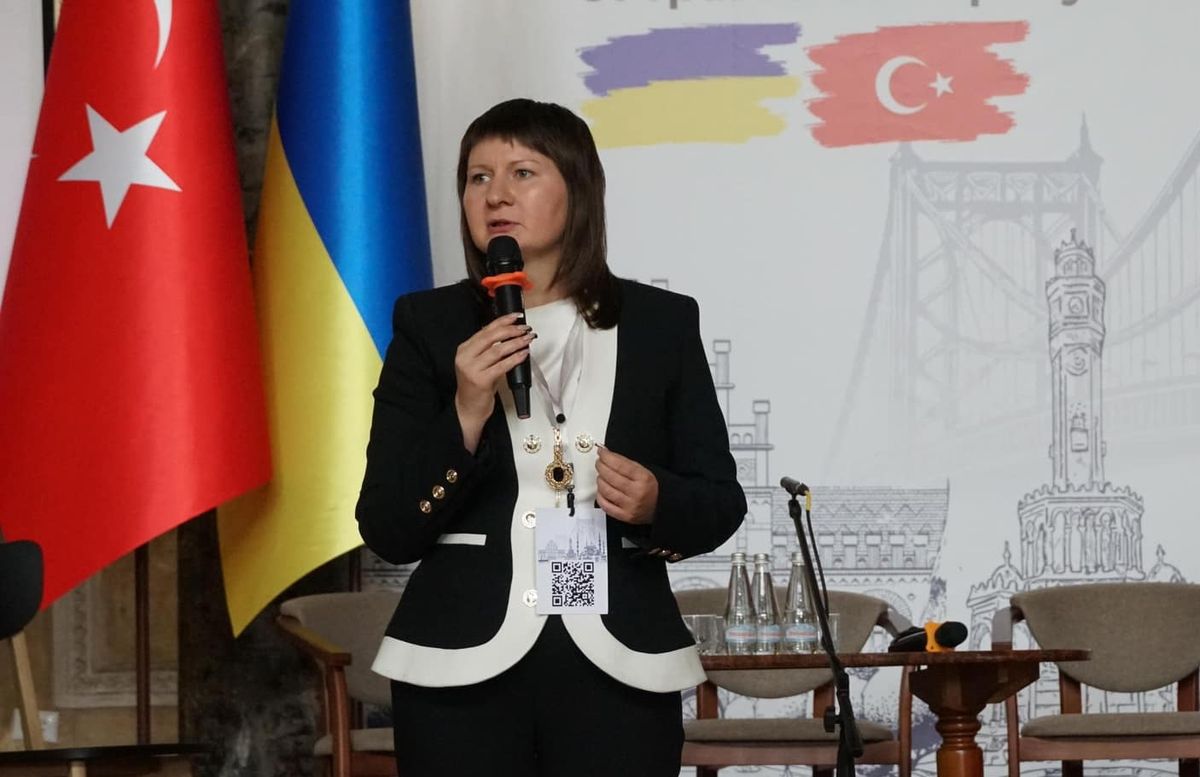 Поліція закрила справу проти ексзаступниці голови Чернівецької ОВА за образи ветерана
