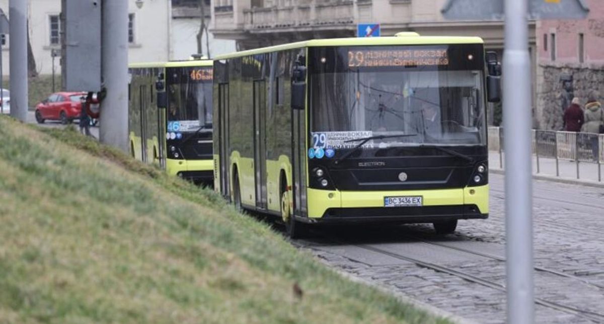 Львів’янка у суді вдруге зобов’язала міську раду не обмежувати безоплатний проїзд пенсіонерів