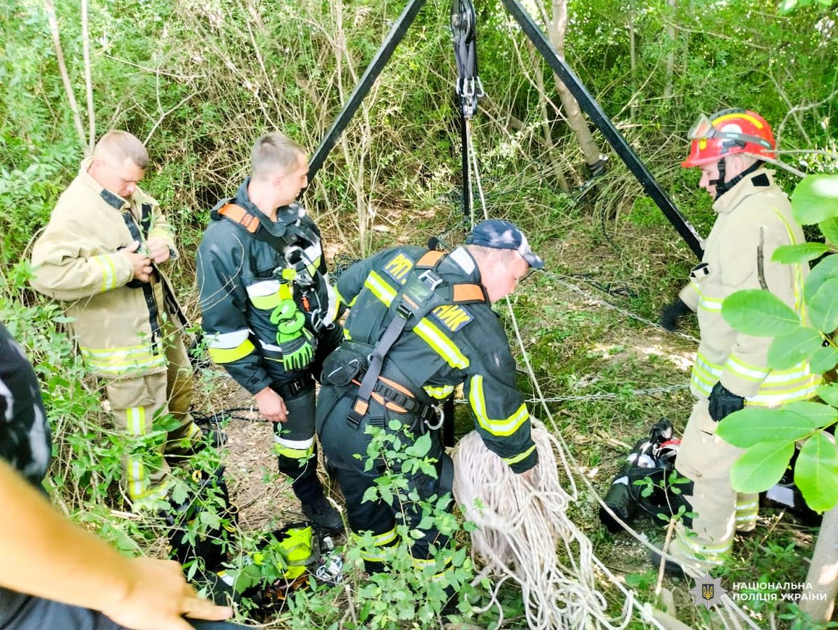 Зниклого 66-річного пенсіонера з Рівного знайшли мертвим у закинутому колодязі  