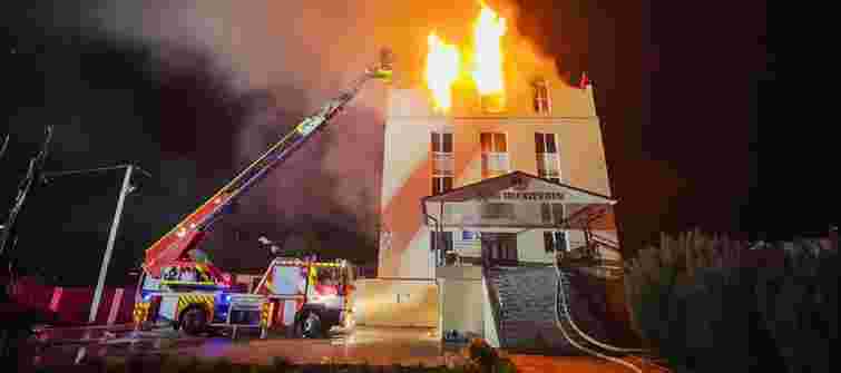 На Хмельниччині через влучання блискавки сталась пожежа у Будинку молитви