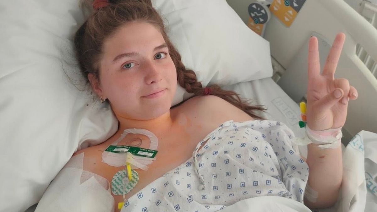 Внаслідок масштабної ДТП в Угорщині 17-річна львів'янка втратила руку