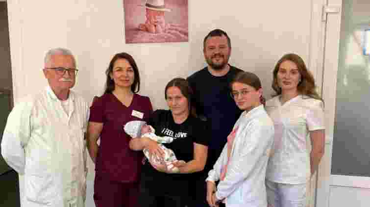 У Львові успішно прооперували новонародженого хлопчика з високою кишковою непрохідністю 