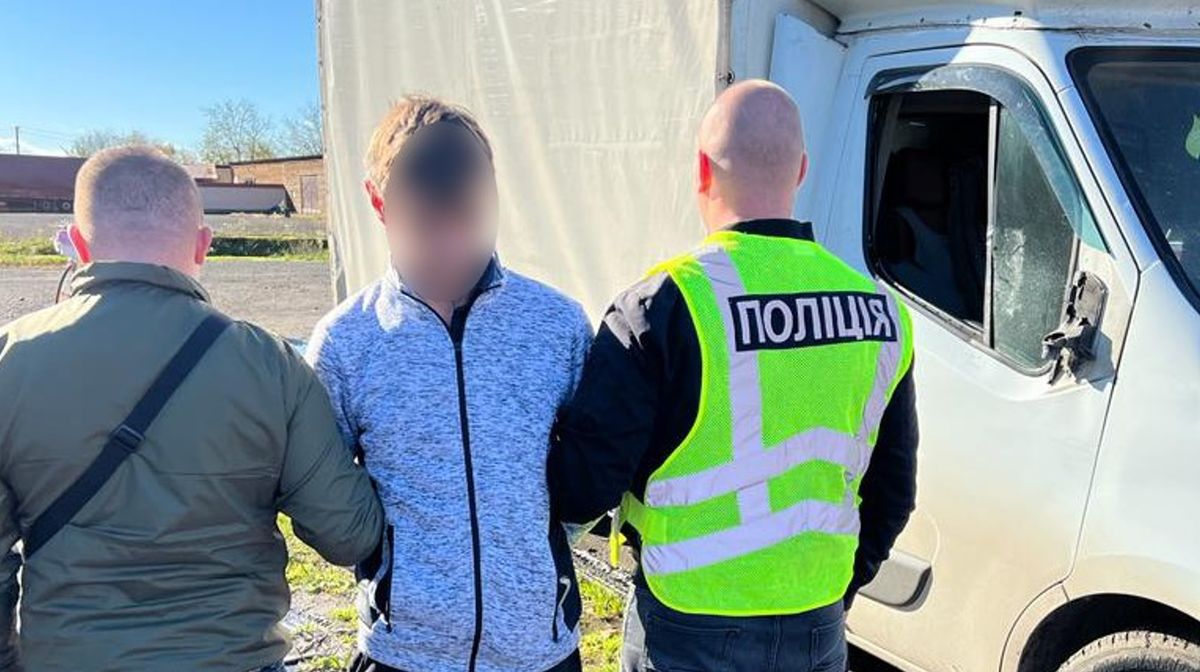 На Закарпатті водій вантажівки уник покарання за смертельний наїзд на велосипедиста