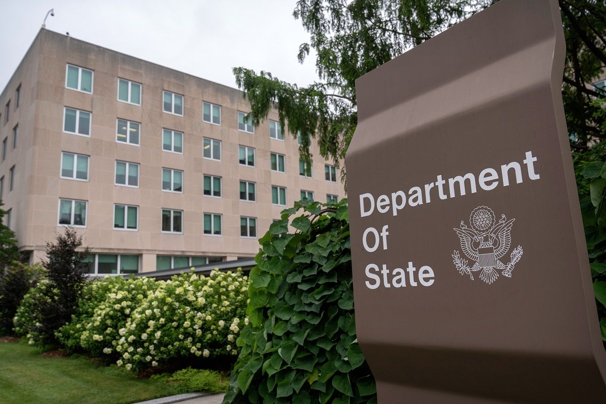 Держдепартамент США почав масове скорочення штату 