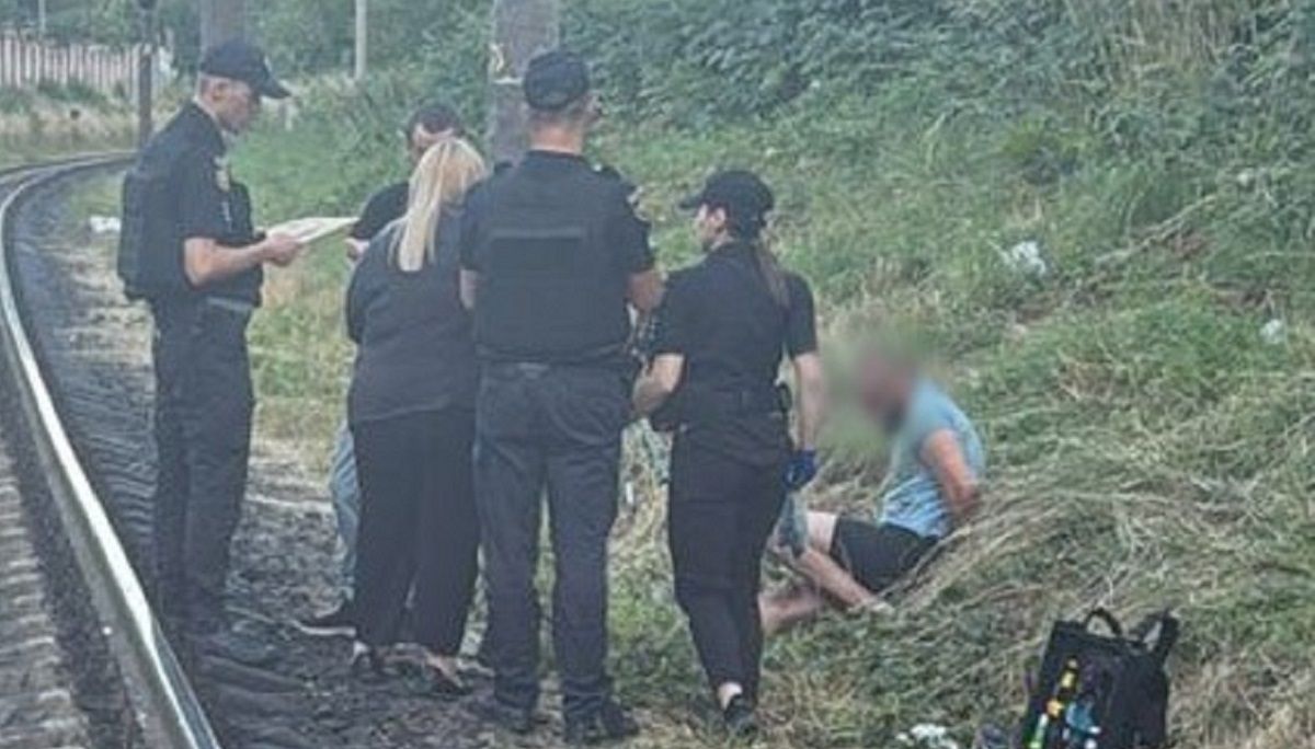 Львів’янин із ножицями напав на дітей, які хотіли йому допомогти
