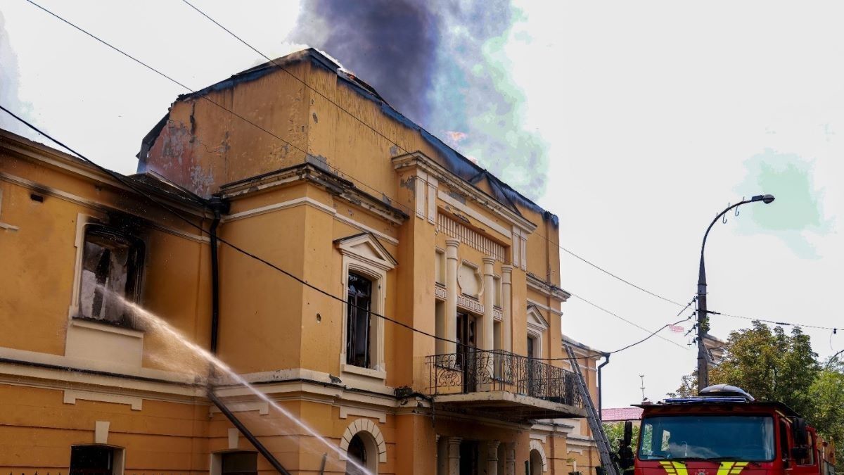 Росіяни знищили одну з найвідоміших історичних споруд Херсона