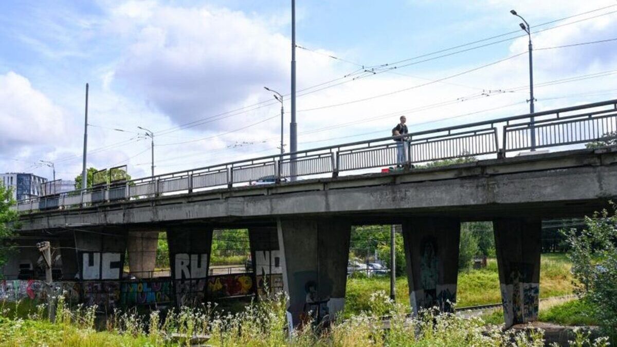 У Львові через ремонт на три місяці перекриють частину мосту на вул. Сяйво