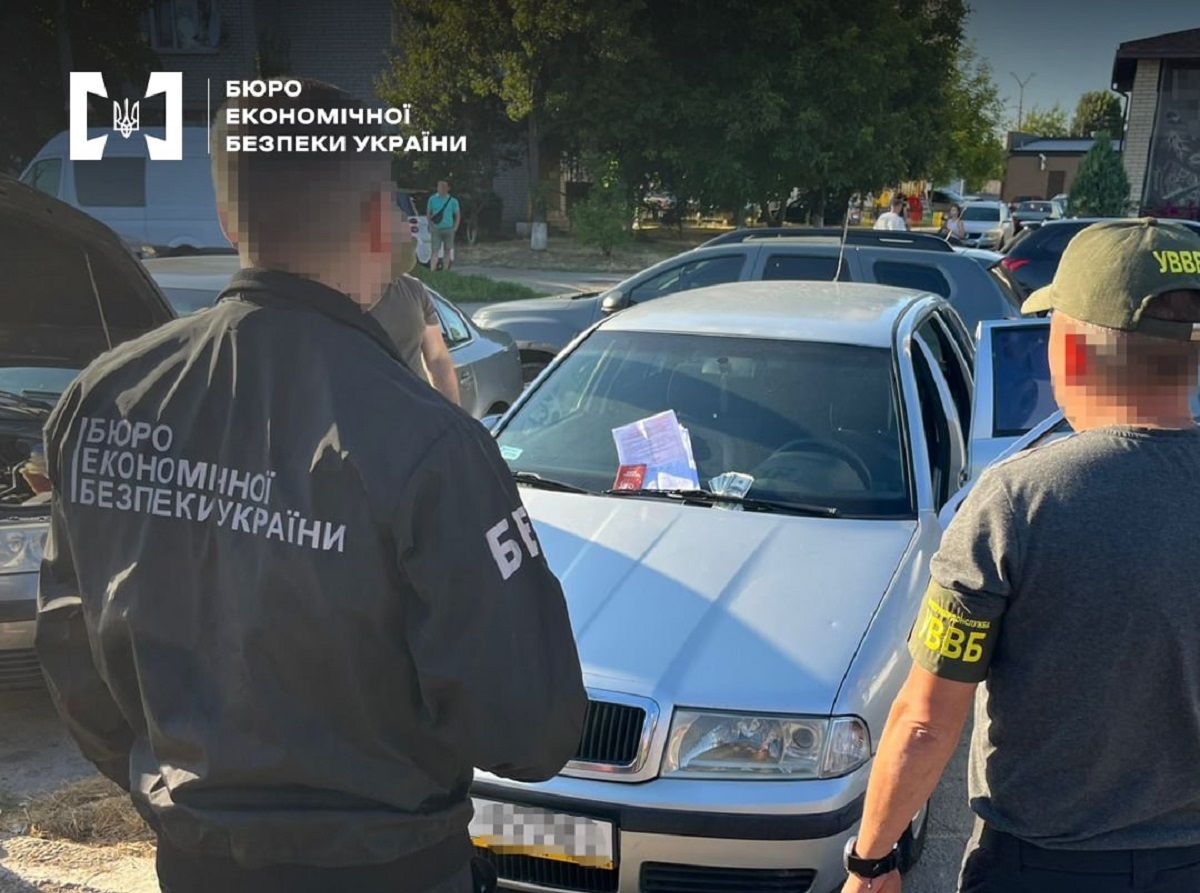 На Львівщині викрили схему ввезення понад 300 автомобілів під виглядом гуманітарної допомоги
