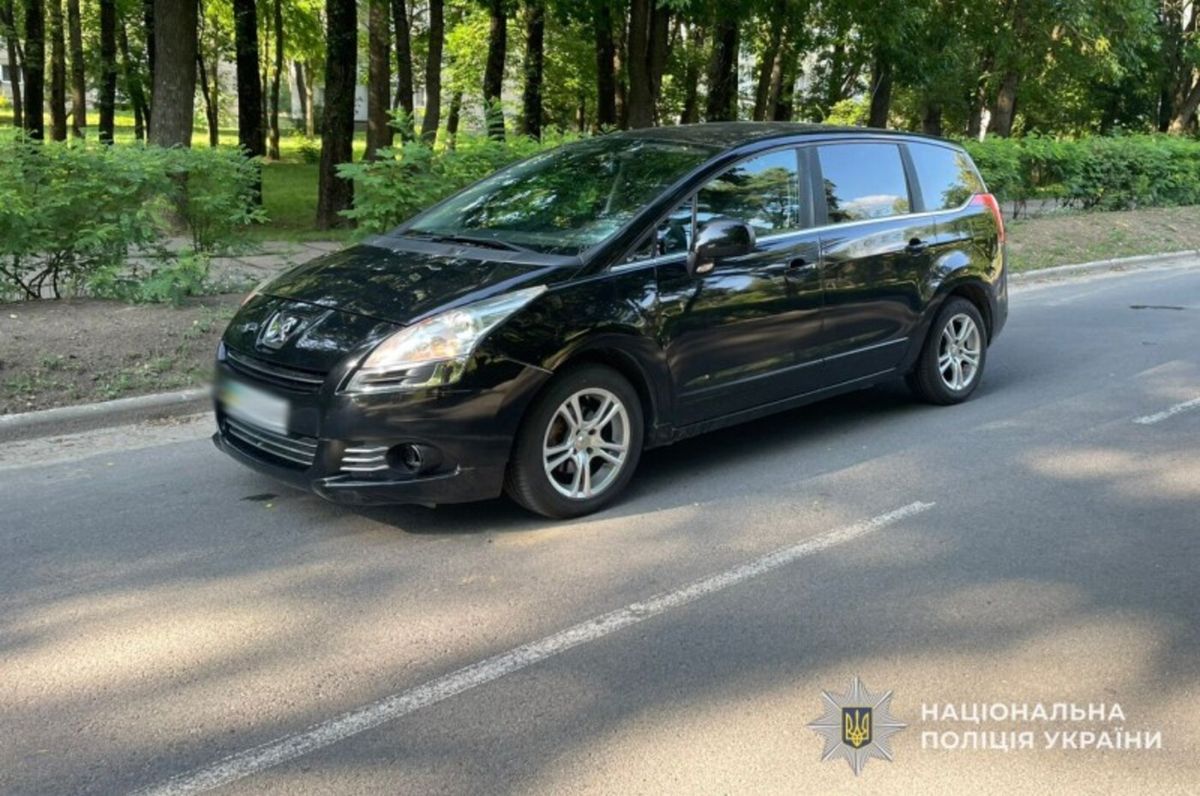 У Новояворівську водій Peugeot збив 11-річного хлопчика на самокаті