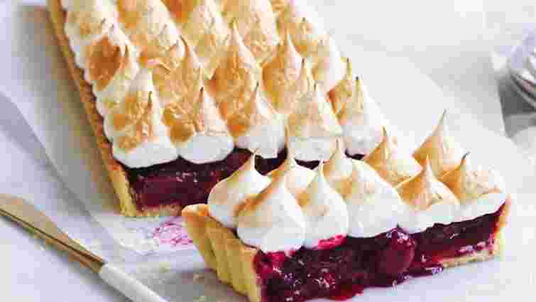 Пиріг з вишнями по-канадськи. Рецепт дня
