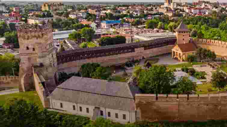 Вісім кольорів Луцька: підбірка визначних памʼяток від туристичного центру