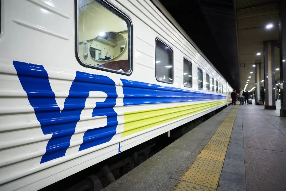 «Укрзалізниця» відновить курсування поїздів до Ужгорода