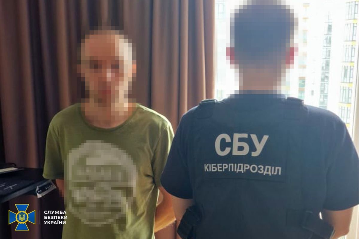 У Франківську затримали айтівця за розробку сайтів окупаційній адміністрації на Херсонщині