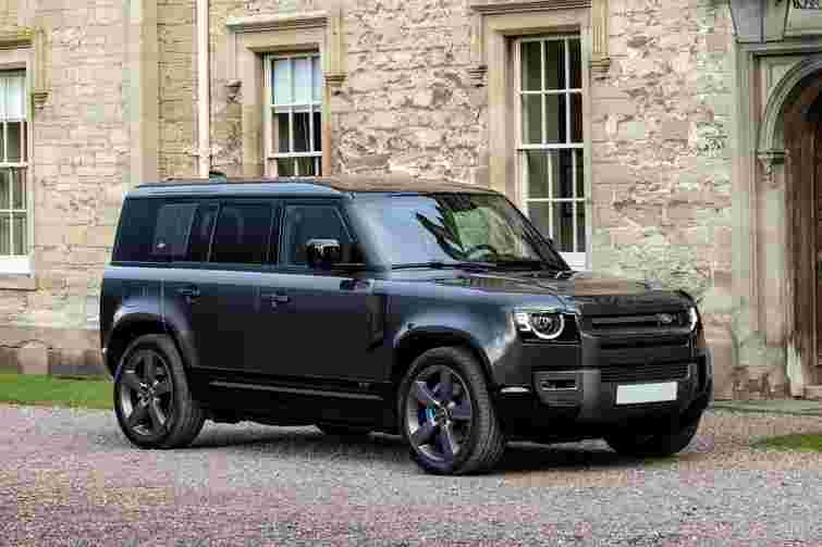 Шестеро посадовців із Закарпаття занизили вартість авто у деклараціях