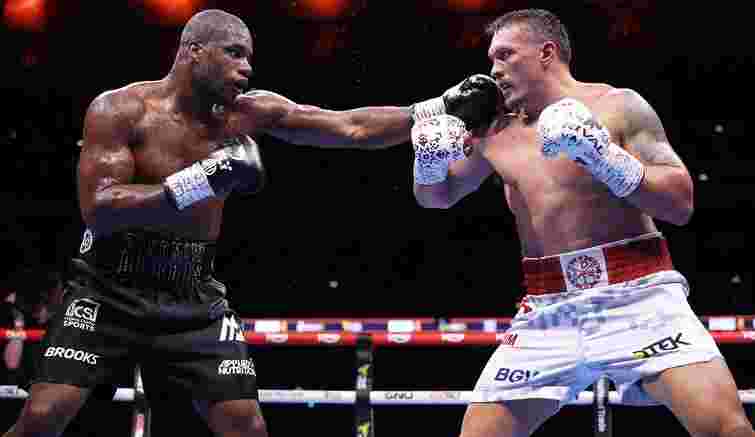 Усик нокаутом переміг Дюбуа у бою-реванші й втретє став абсолютним чемпіоном світу