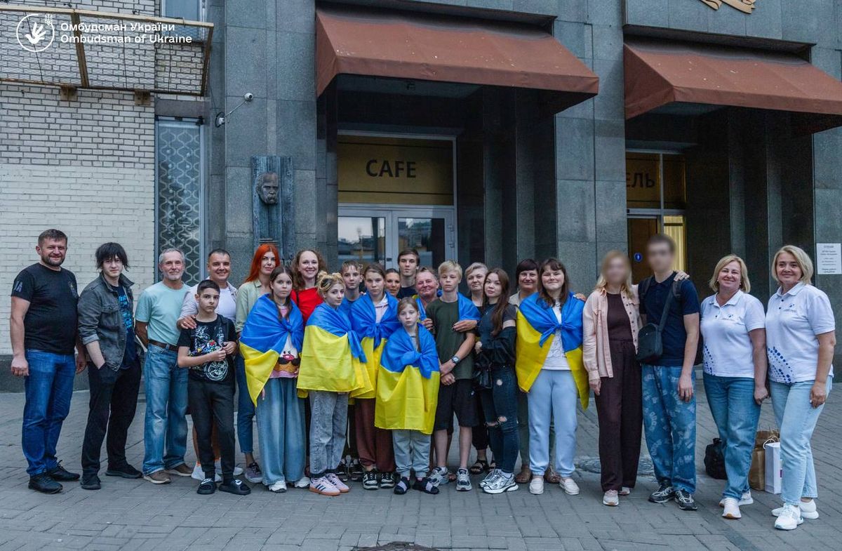 Україна повернула з окупованих територій ще 11 дітей