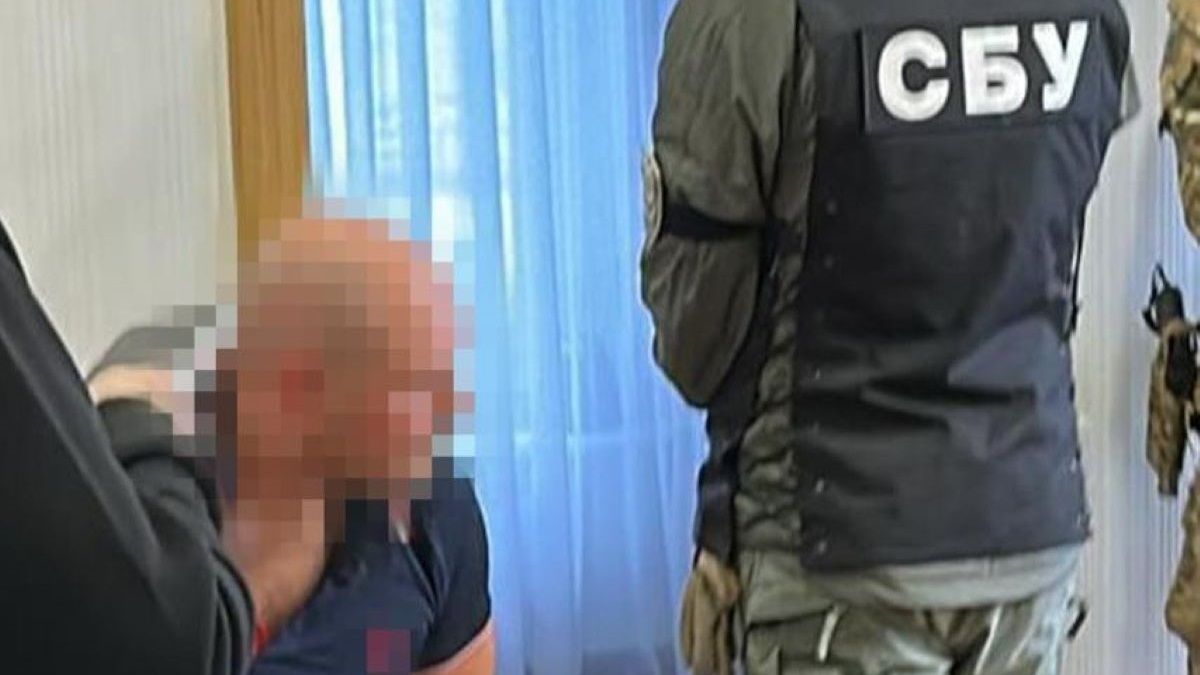 Керівника детективів НАБУ Руслана Магамедрасулова затримали за співпрацю з Росією