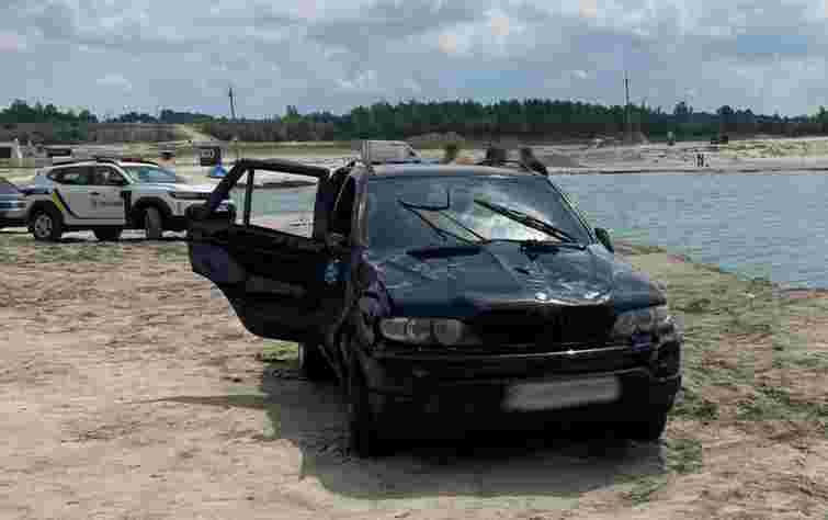 Поліція затримала водія BMW X5, який пʼяним злетів у Ясниський карʼєр