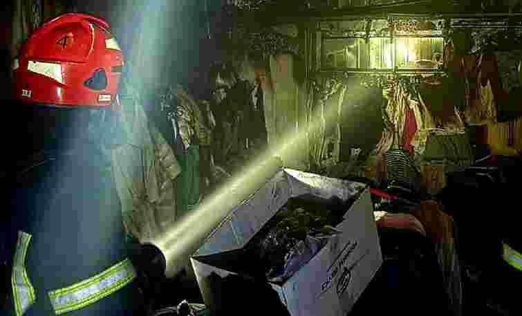 У Львові дві ночі поспіль гасили пожежі на ринках