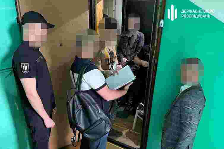 Трьох працівників НАБУ підозрюють у скоєнні ДТП, що призвели до важких травм потерпілих