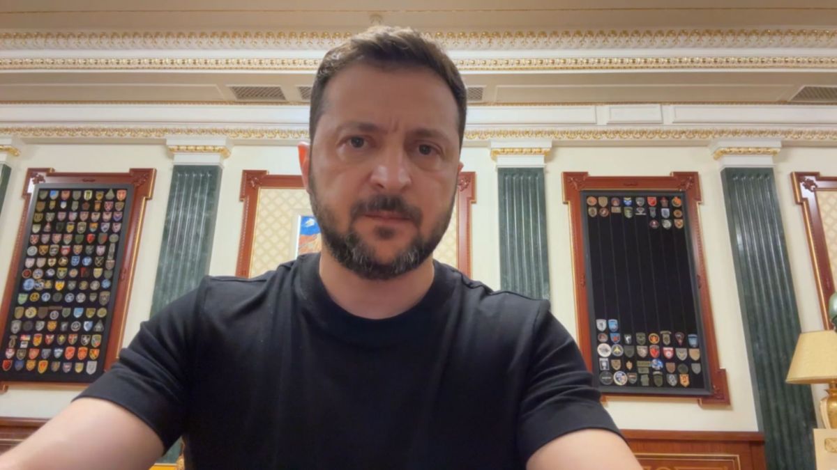 Зеленський прокоментував підписання скандального закону про ліквідацію НАБУ та САП 