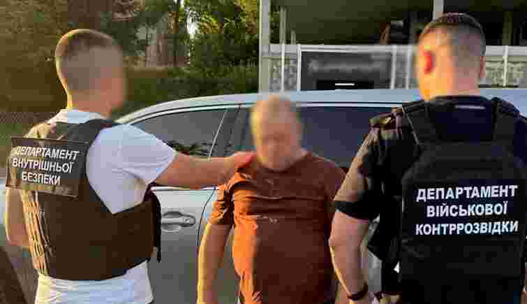 Колишній поліцейський з Тернопільщини за 12 тис. доларів допомагав оформити групу інвалідності