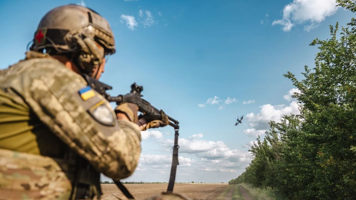Російські ДРГ заходили в Покровськ 5-7 разів, – Зеленський