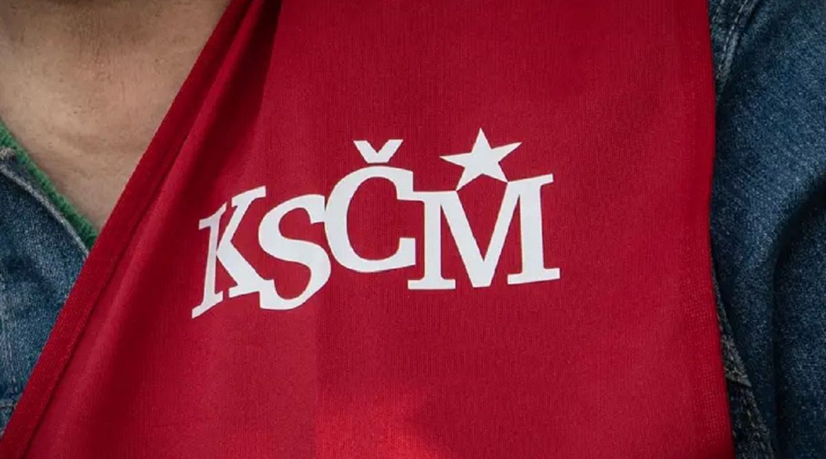 Латвія відмовила у перетині кордону чеським комуністам, які поверталися з Росії 