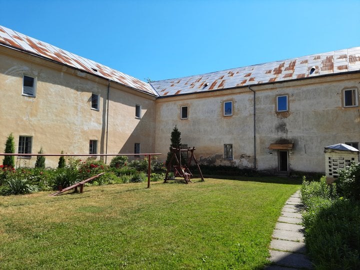 Колишній монастир бернардинів (фото ZAXID.NET)